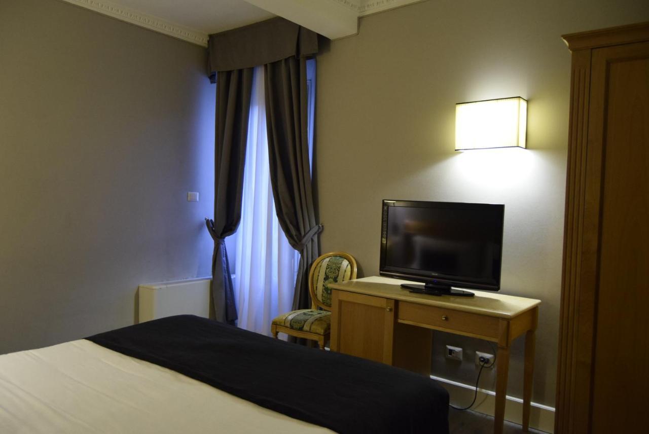 Hotel Dei Quiriti Rome Buitenkant foto