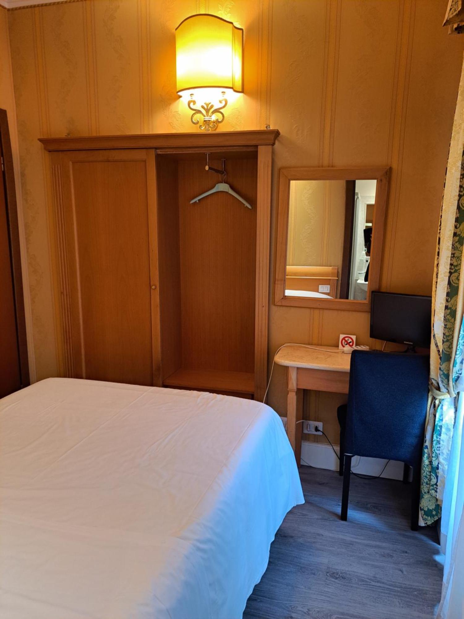 Hotel Dei Quiriti Rome Buitenkant foto